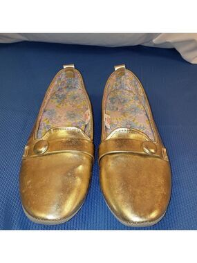 Haband! Mary Jane Slip On Shoes in Gold Metallic w/Floral Footbed - 7M